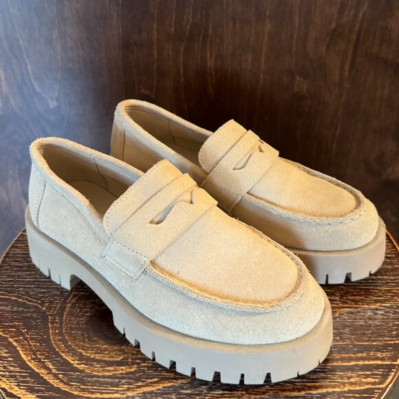 STEVE MADDEN Tan Suede Chunky Lug Sole Loafer - Picture 2 of 6